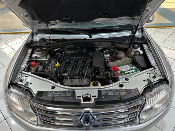 RENAULT DUSTER 2.0 DYNAMIQUE 4X2 16V FLEX 4P AUTOMÁTICO RENAULT DUSTER 2.0 DYNAMIQUE 4X2 16V FLEX 4P AUTOMÁTICO